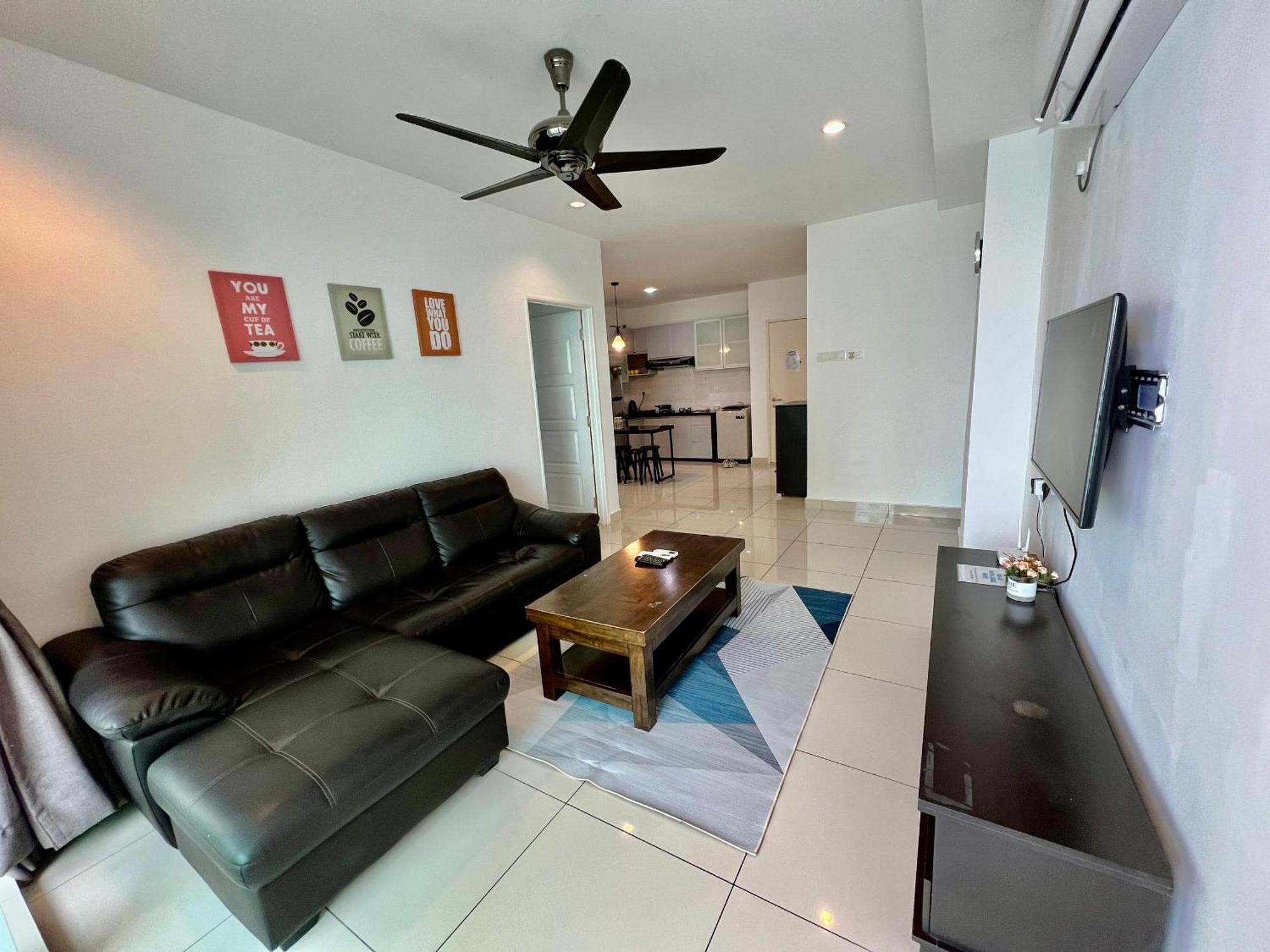 Mansion One Seaview 2br 2-6pax Near Gmc Gurney * George Town